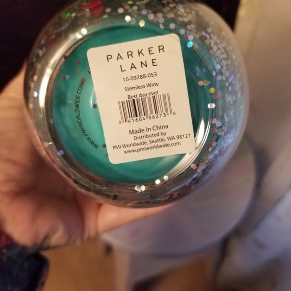 Parker Lane Insulated Stemless Wine with Lid, 10 Ounce, Never Used, Sparkle - Picture 3 of 3